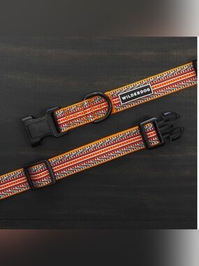 NWT Wilderdog Ultralight Dog Collar Size Small, Sienna Orange/Teal